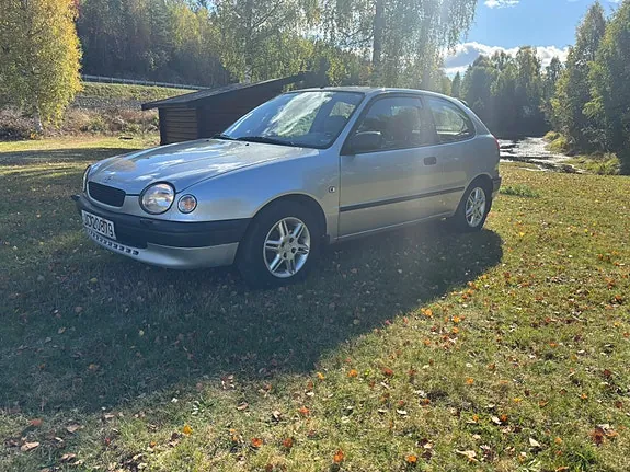 Toyota Corolla 1999 photo 4