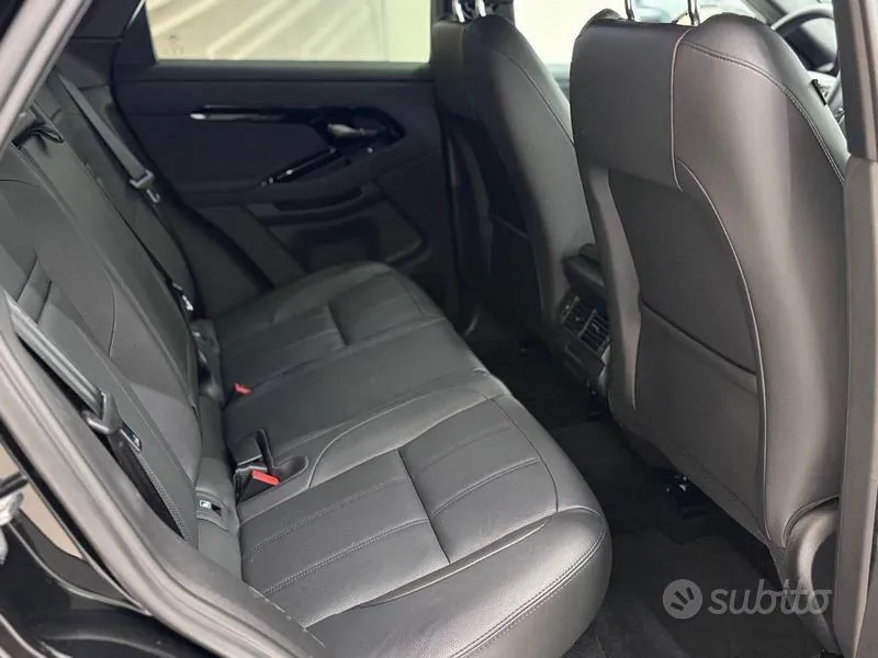 Land Rover Evoque 2024 photo 4
