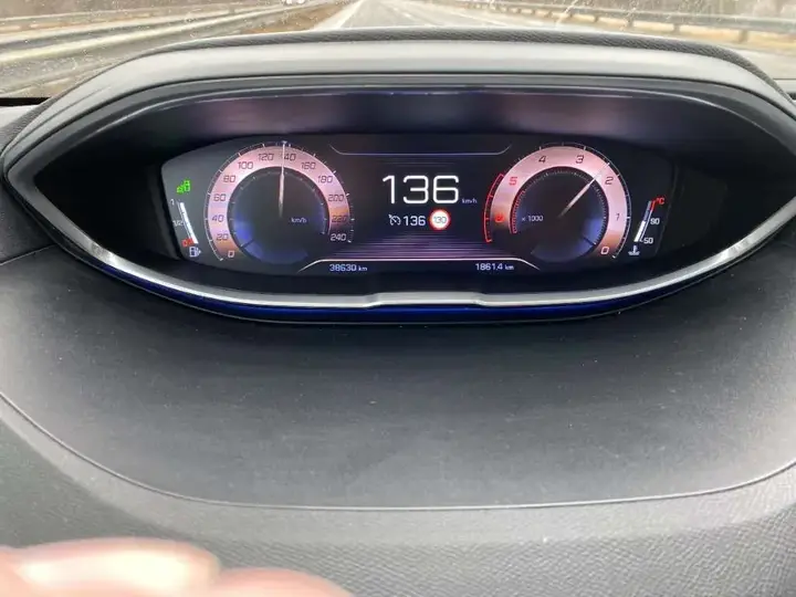 Peugeot 3008 2018 photo 3