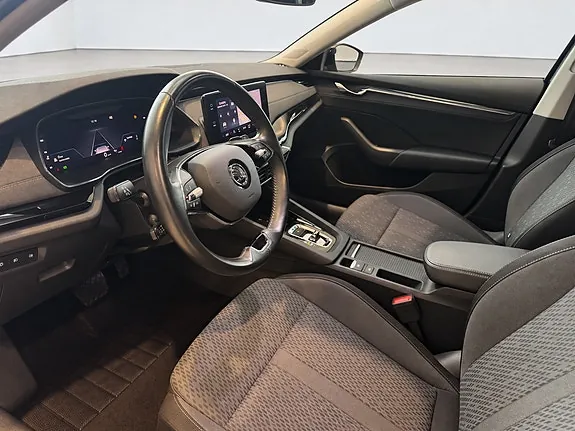Skoda Octavia 2021 photo 5