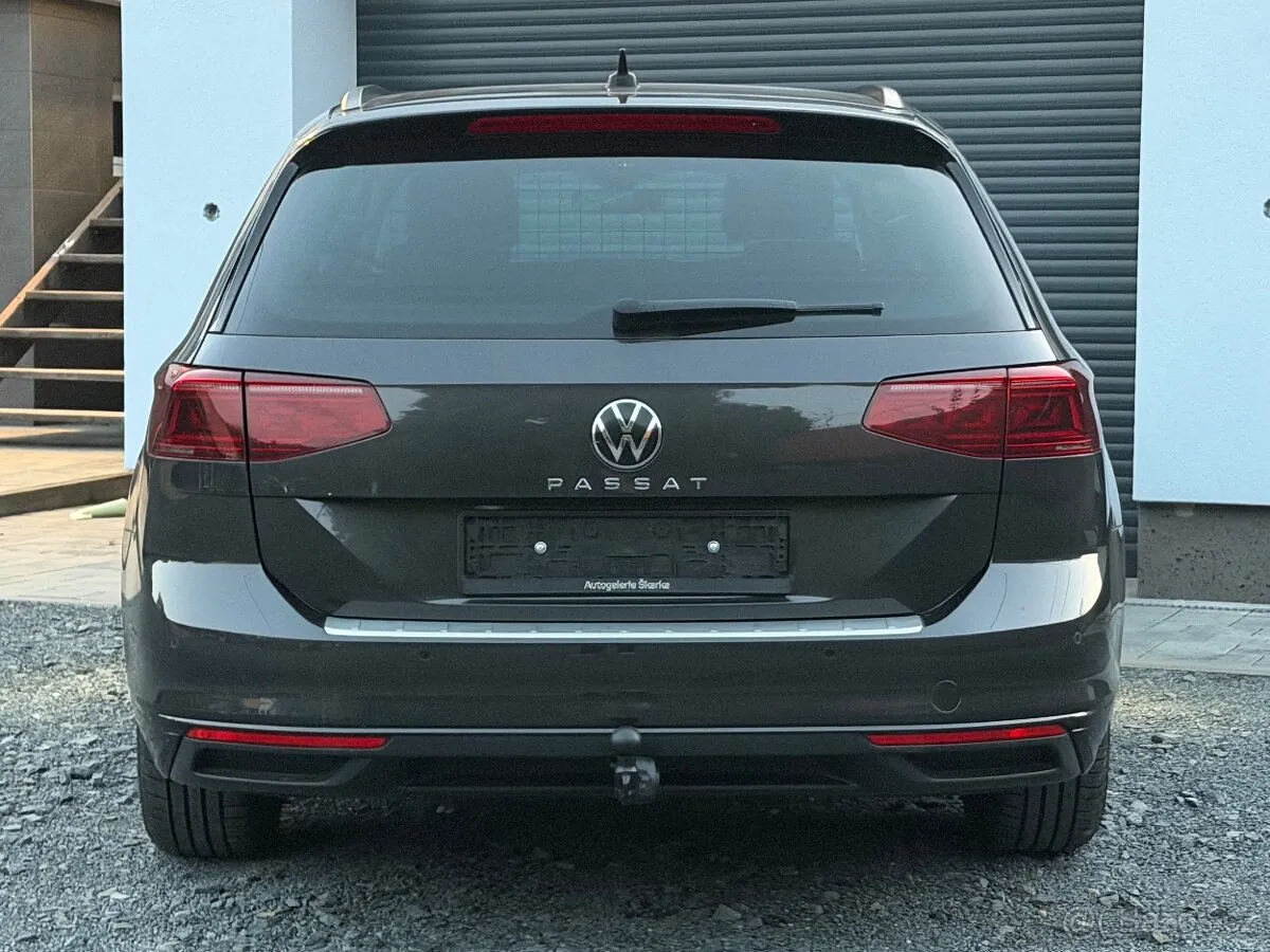 Volkswagen Passat 2023 photo 5