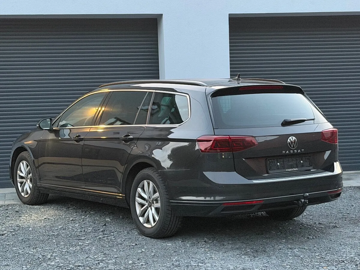 Volkswagen Passat 2023 photo 4