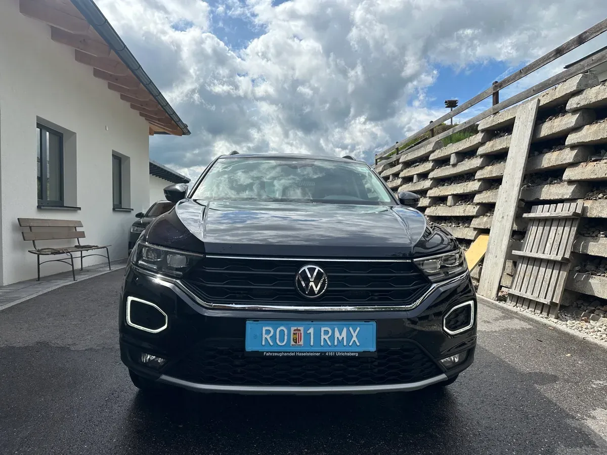 Volkswagen T-Roc 2022 photo 3