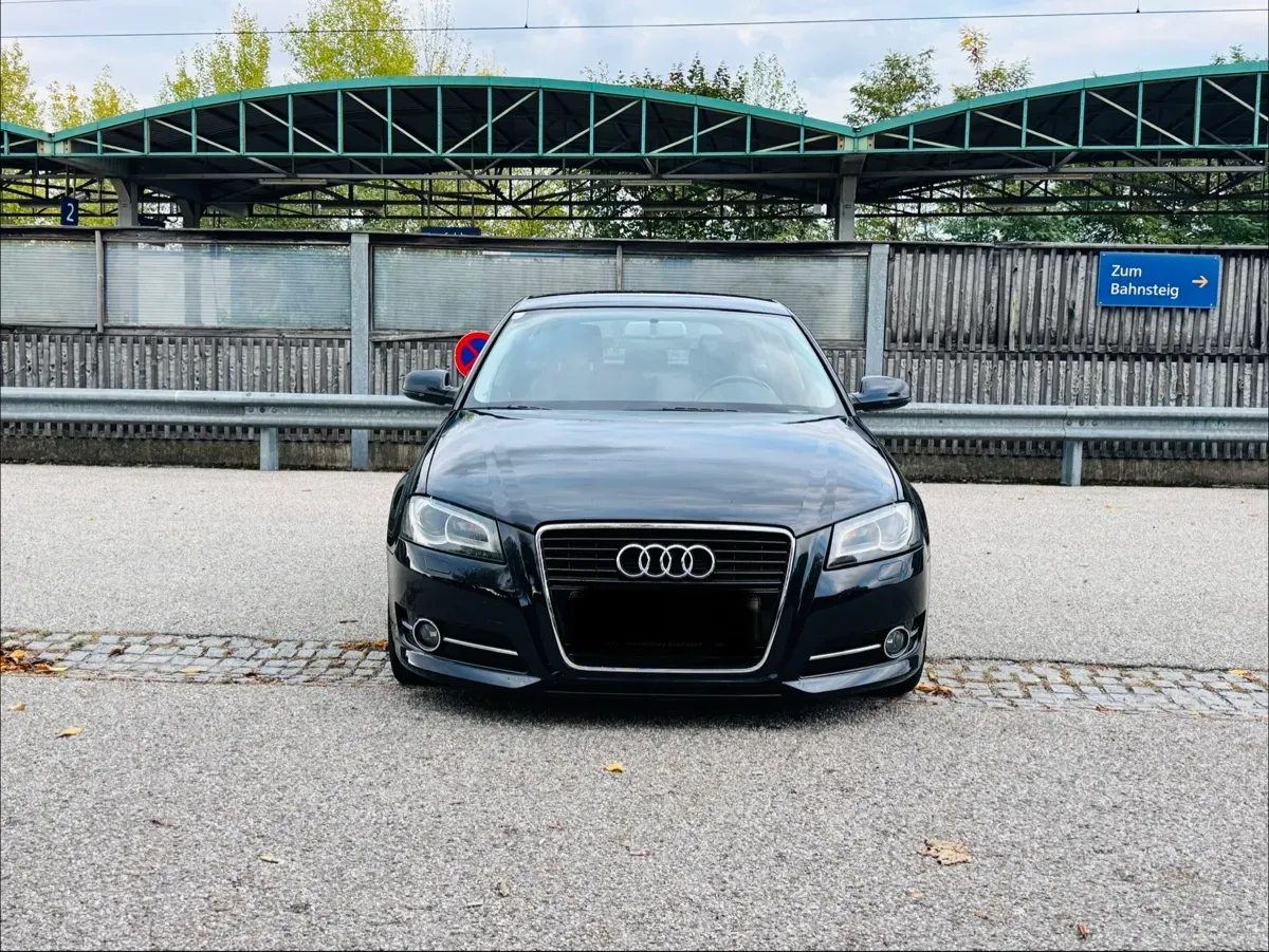 Audi A3 2010 photo 2