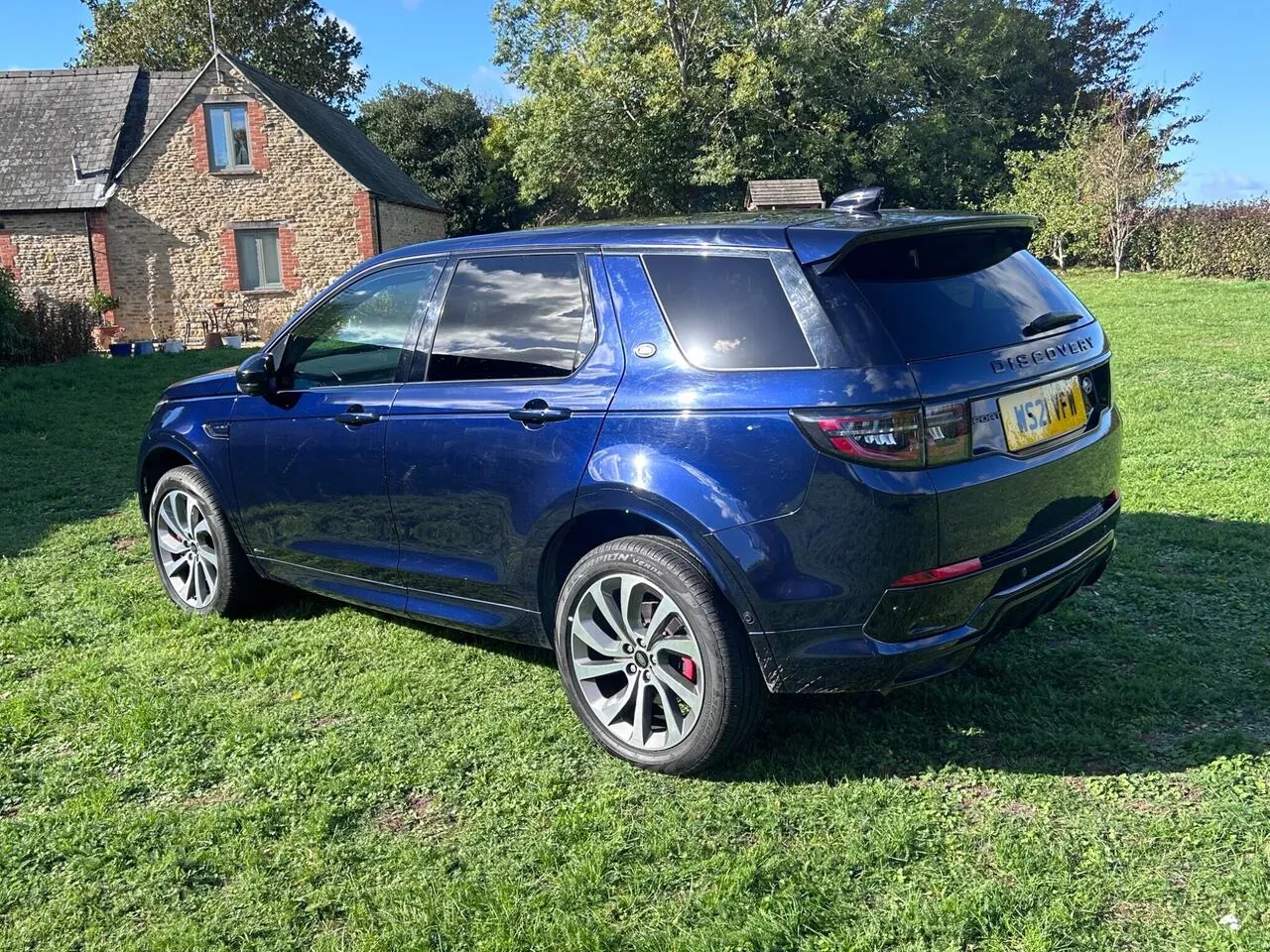 Land Rover Discovery Sport 2021 photo 4