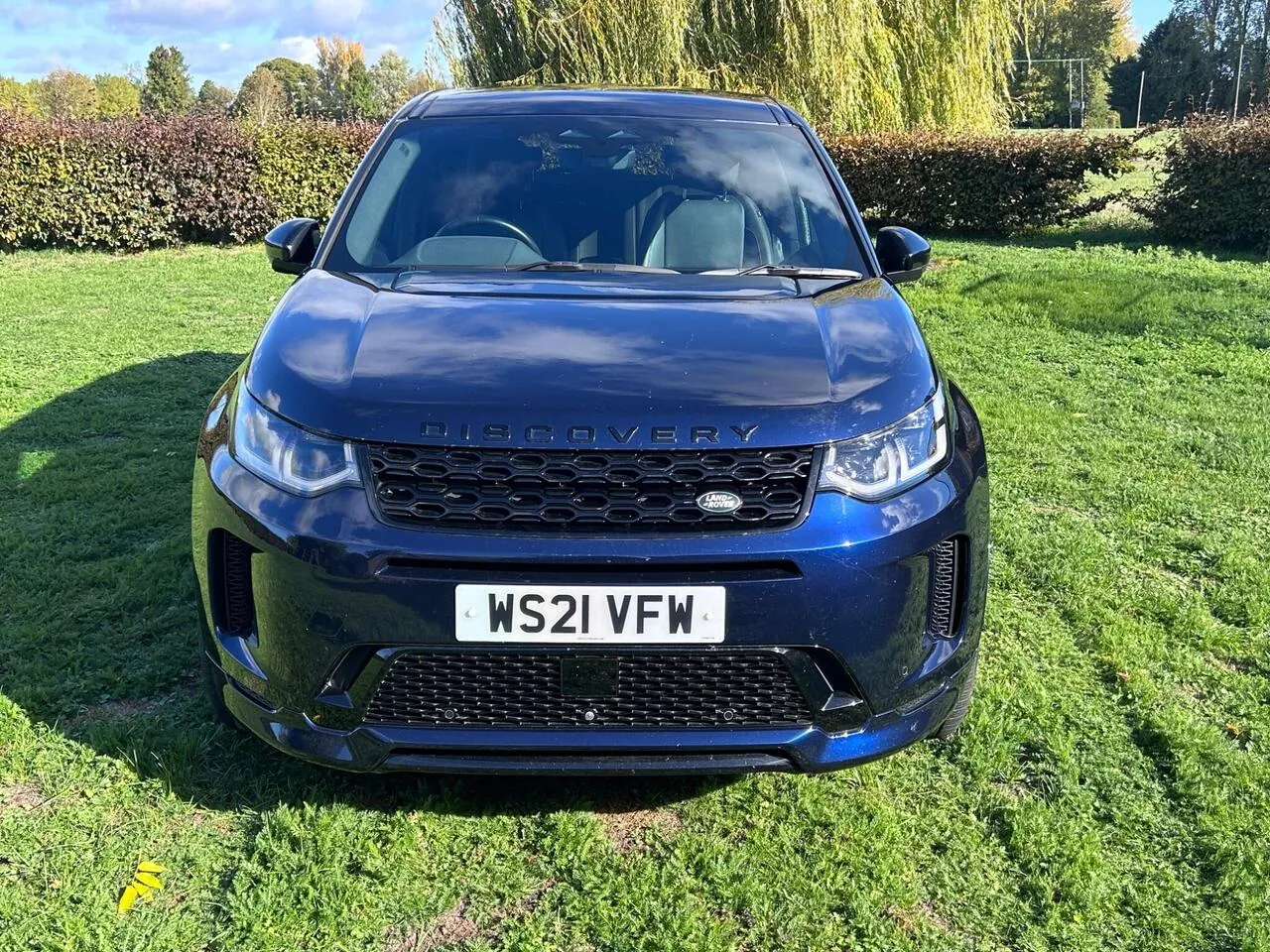 Land Rover Discovery Sport 2021 photo 2