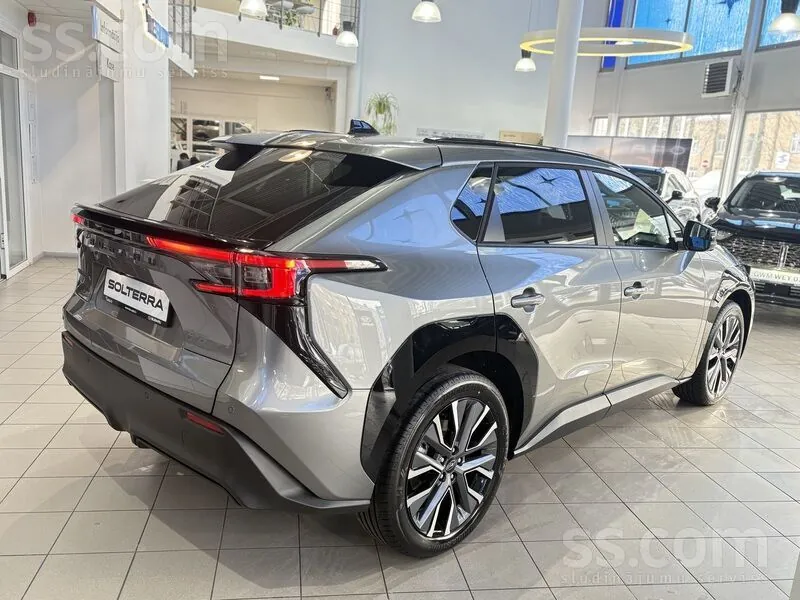 Subaru Solterra 2026 photo 5