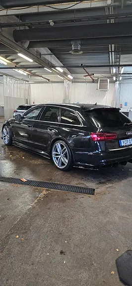 Audi A6 2015 photo 2