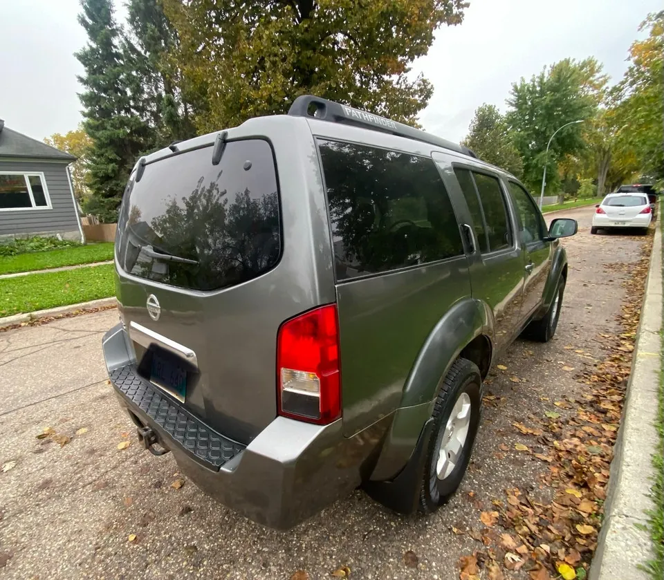 Nissan Pathfinder 2006 photo 3