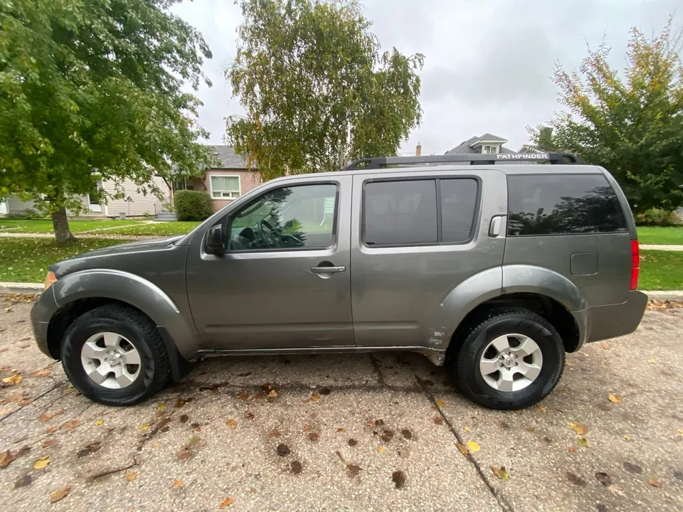 Nissan Pathfinder 2006 photo 5