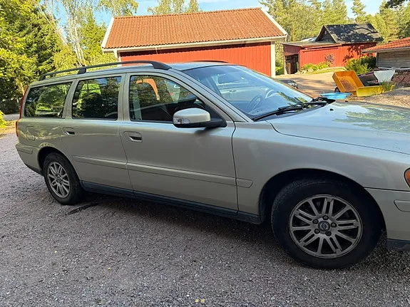 Volvo V70 2007 photo 2