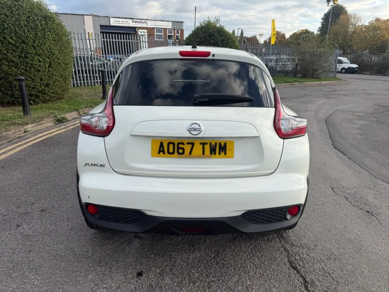 Nissan Juke 2017 photo 2