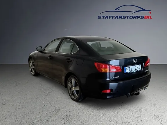 Lexus Is220D 2008 photo 4