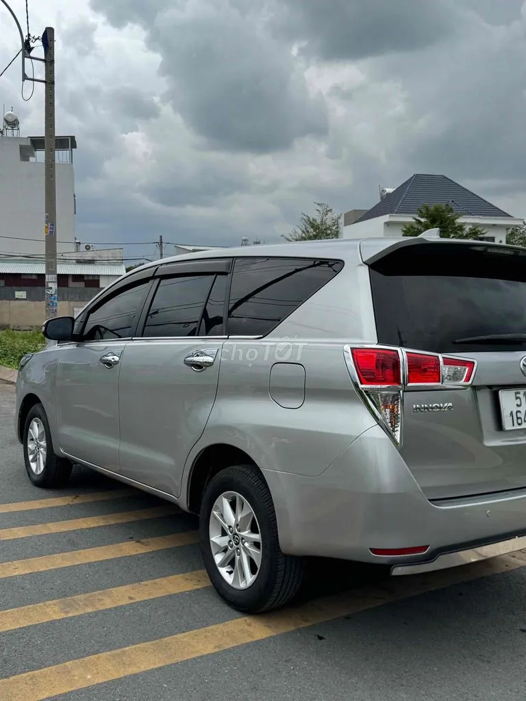 Toyota Innova 2017 photo 5