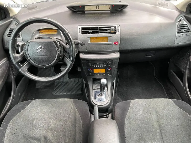 Citroen C4 2006 photo 5