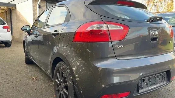 Kia Rio 2013 photo 3
