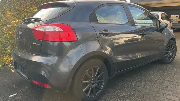 Kia Rio 2013 photo 4