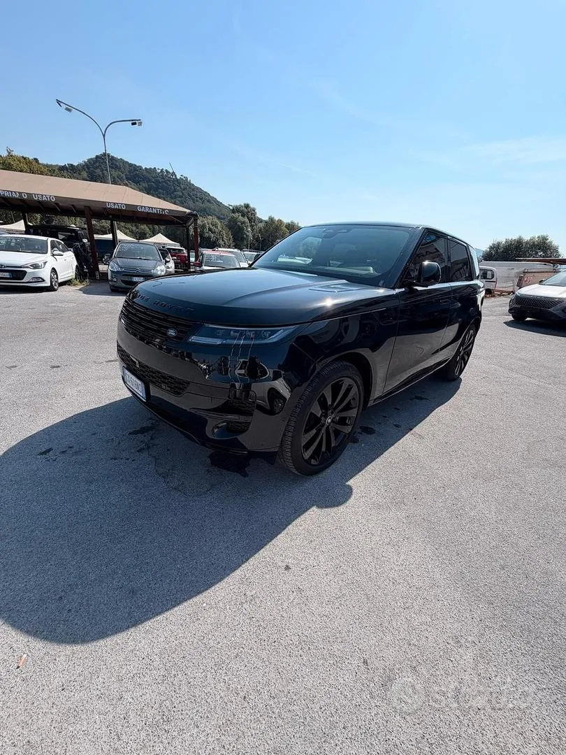 Land Rover Range Rover Sport 2025 photo 3