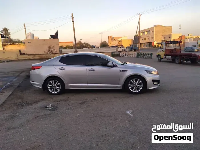 Kia K5 2012 photo 2