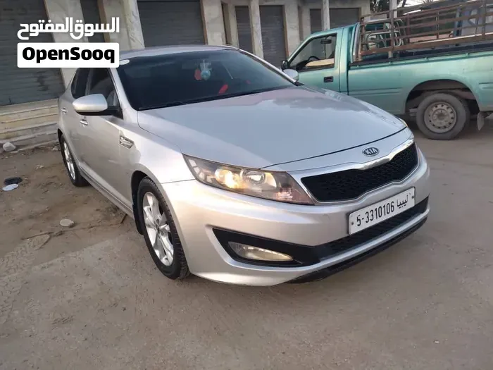 Kia K5 2012 photo 4