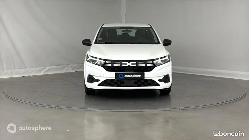 Dacia Sandero 2023 photo 2