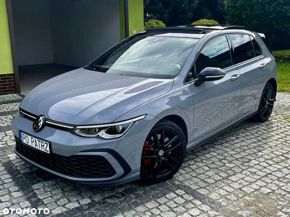 Volkswagen Golf 2022 photo 2