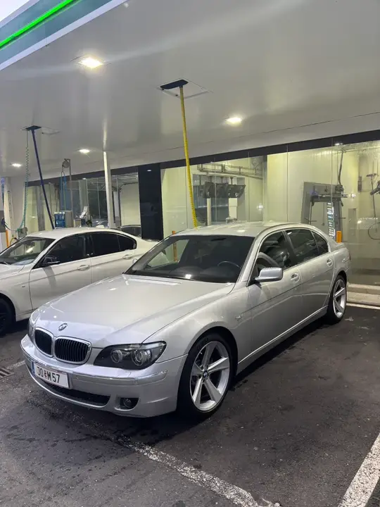 BMW 7 Series 2006 photo 3
