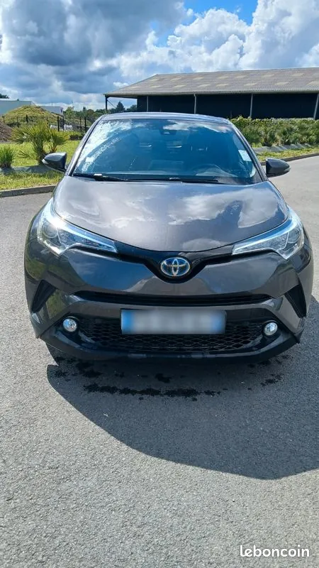 Toyota C-Hr 2019 photo 3