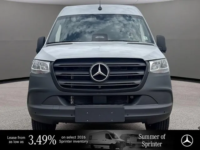 Mercedes-Benz Sprinter 2026 photo 3