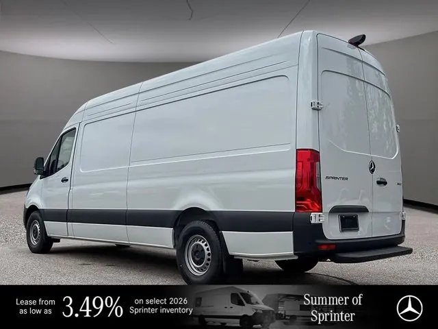 Mercedes-Benz Sprinter 2026 photo 5