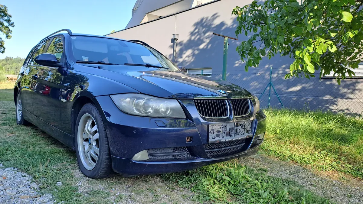 BMW 3 Series 2005 photo 3