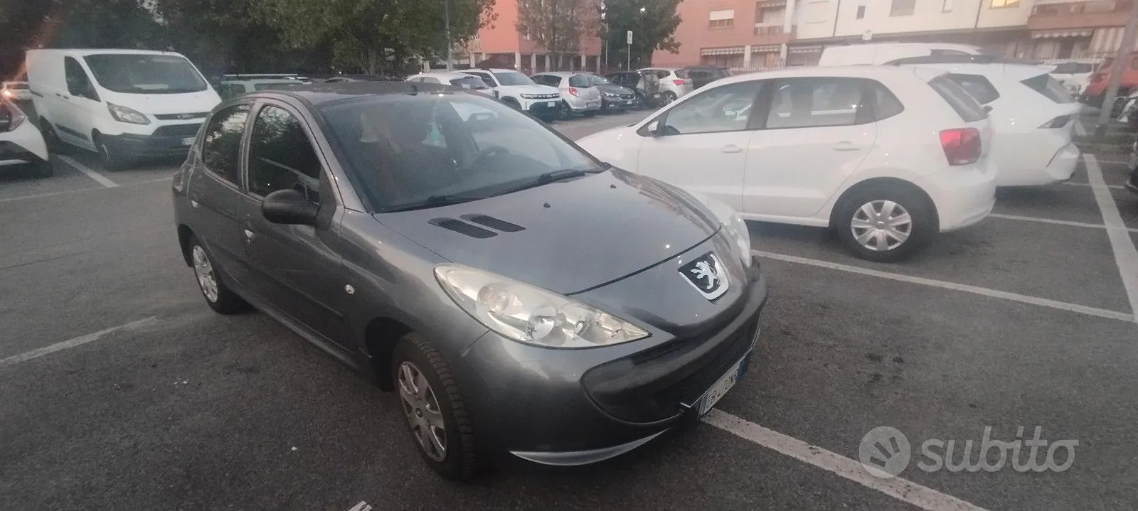 Peugeot 206 2010 photo 3
