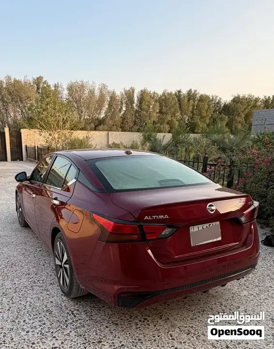 Nissan Altima 2021 photo 2