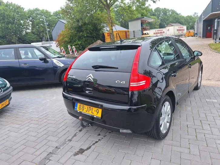 Citroen C4 2009 photo 3