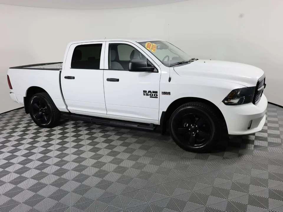 Ram 1500 Classic 2023 photo 5