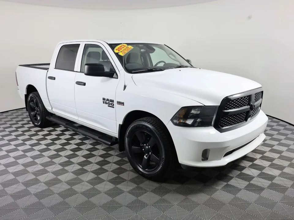 Ram 1500 Classic 2023 photo 3
