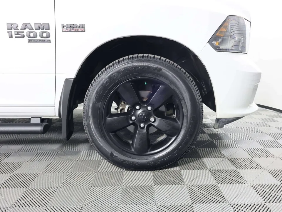 Ram 1500 Classic 2023 photo 4