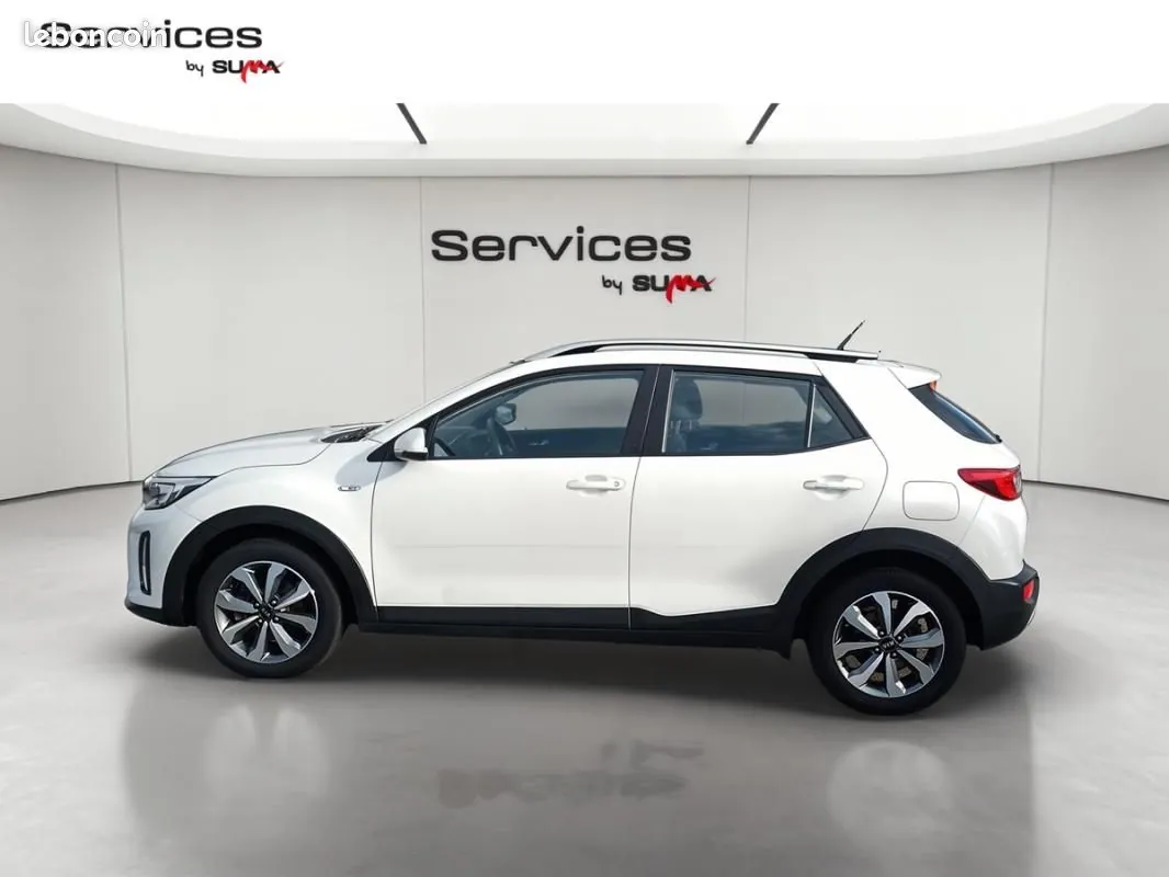 Kia Stonic 2021 photo 2