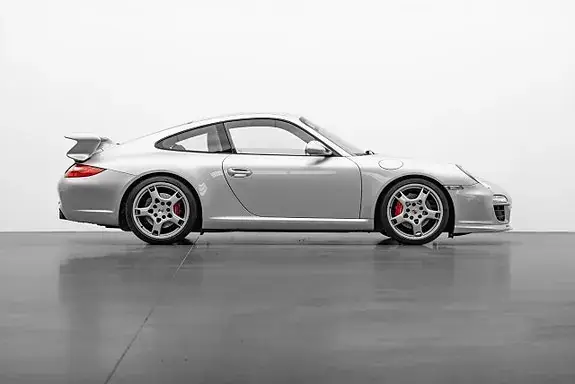 Porsche 911 2010 photo 5