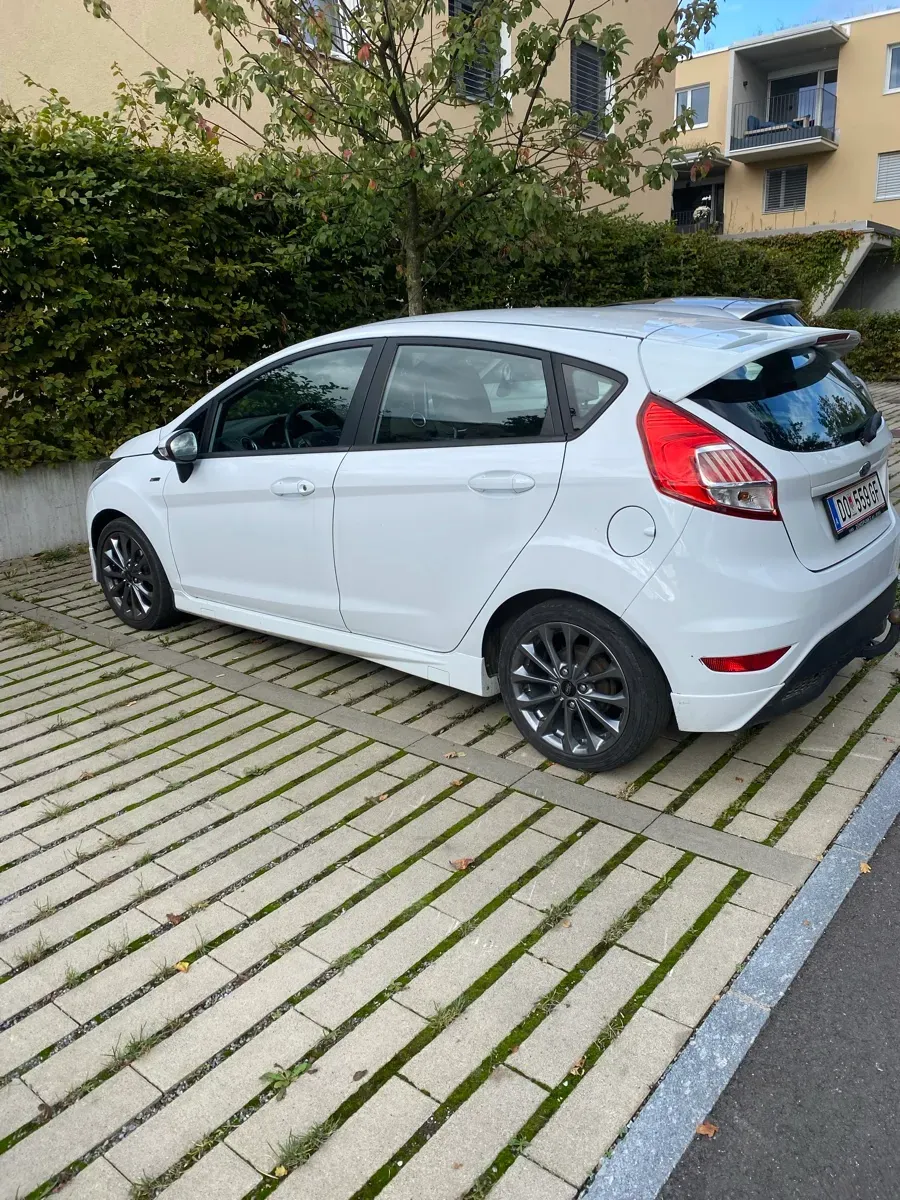 Ford Fiesta 2017 photo 3