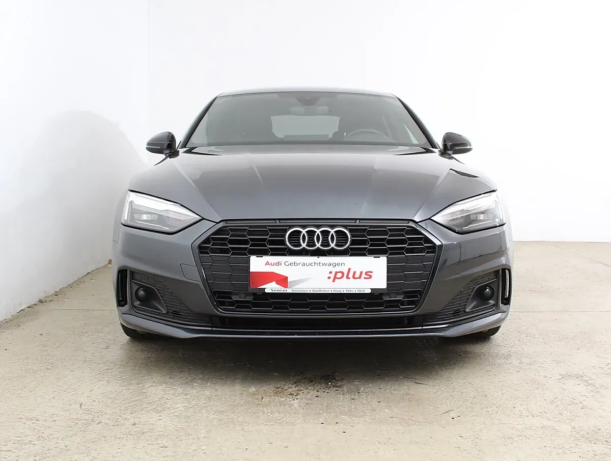 Audi A5 2022 photo 2