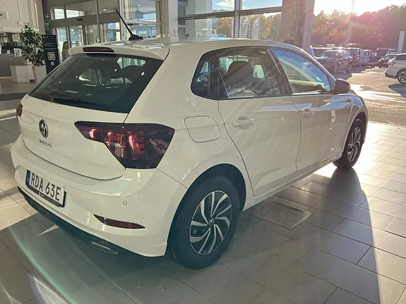 Volkswagen Polo 2027 photo 3