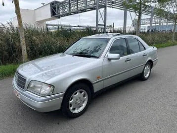 Mercedes-Benz C-Class 1993 photo 2