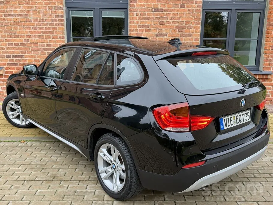BMW X1 2010 photo 4