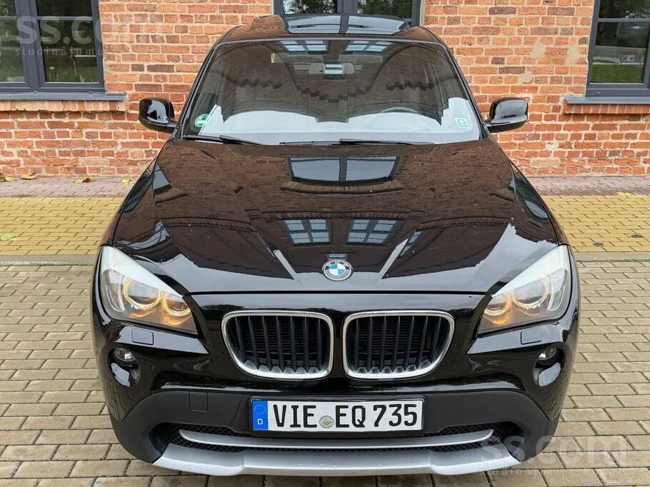 BMW X1 2010 photo 2