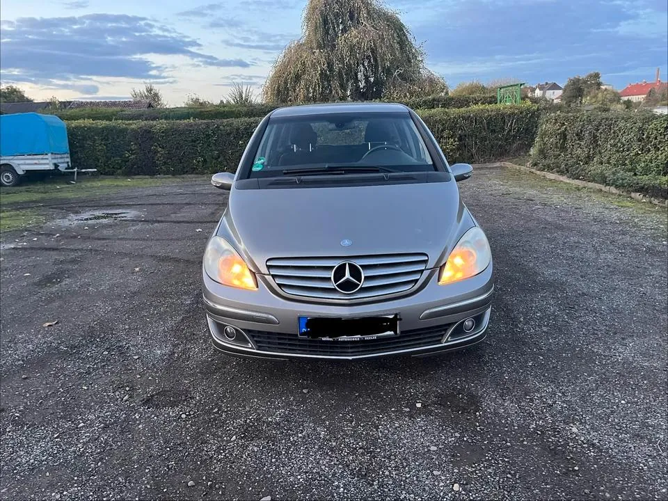 Mercedes-Benz B 170