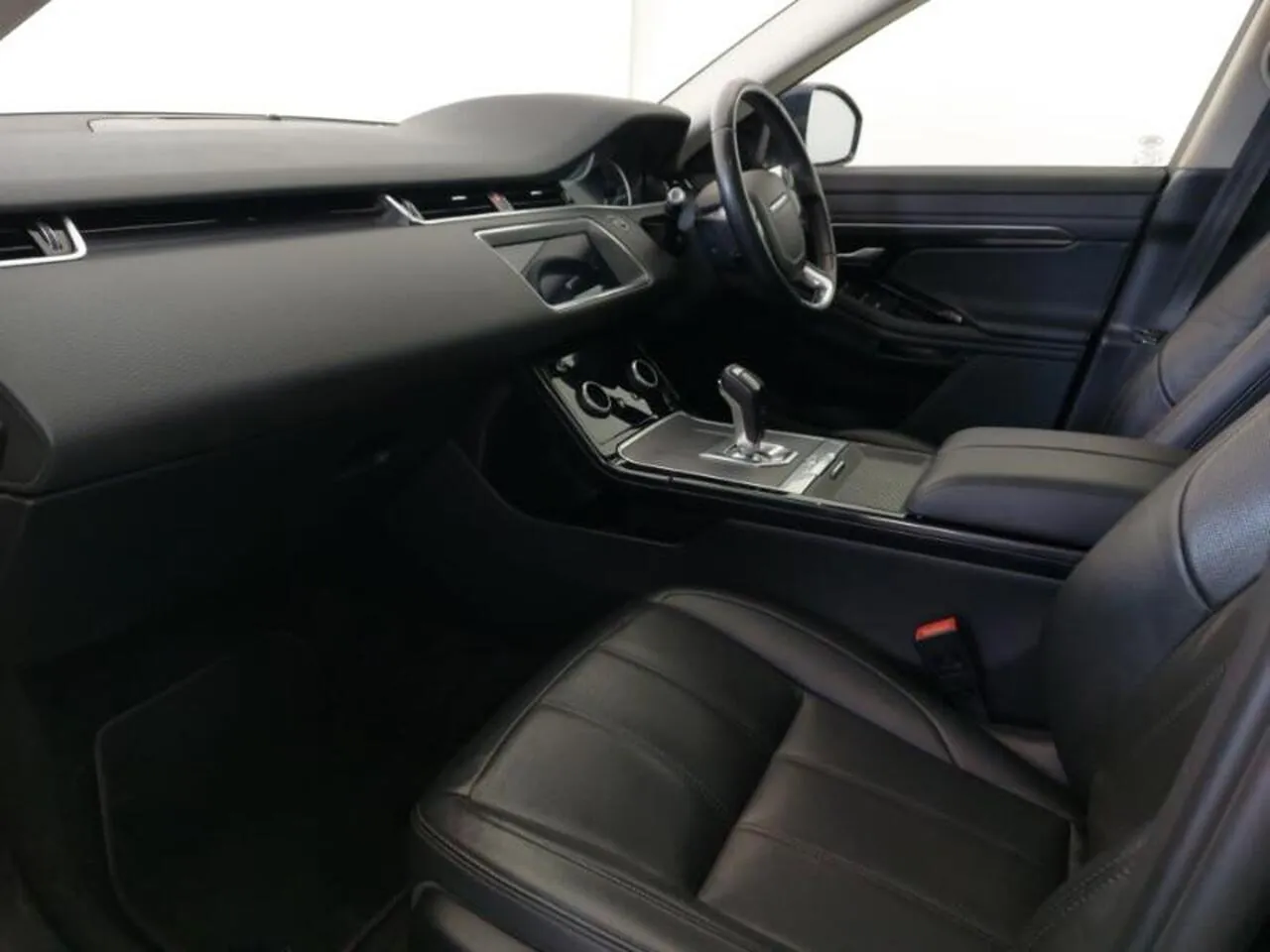 Land Rover Range Rover Evoque 2020 photo 5