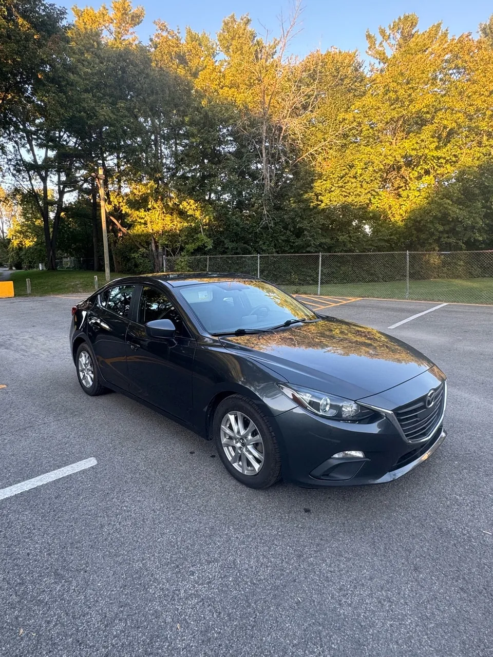 Mazda 3 2015 photo 2