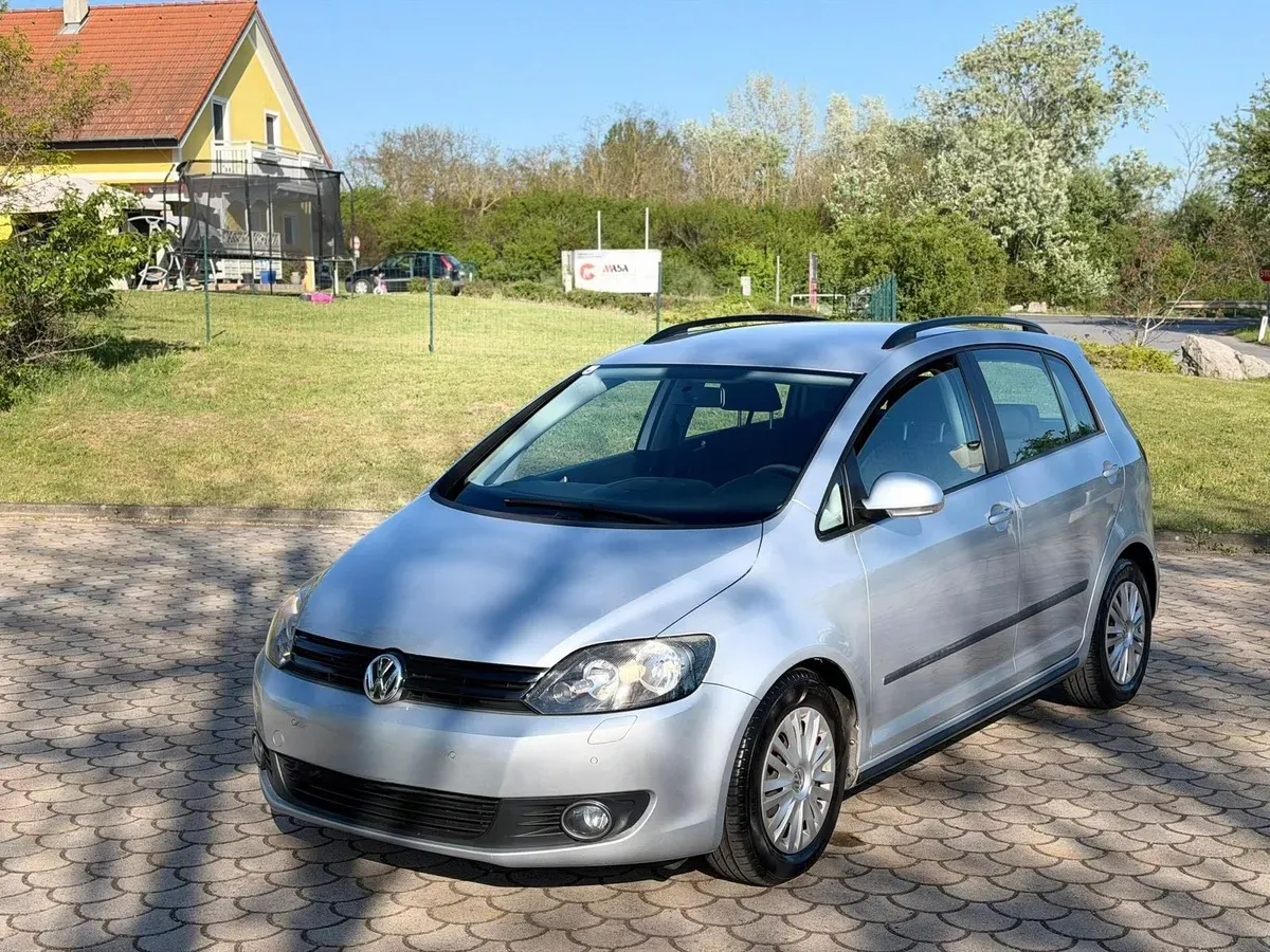 Volkswagen Golf 2009 photo 2