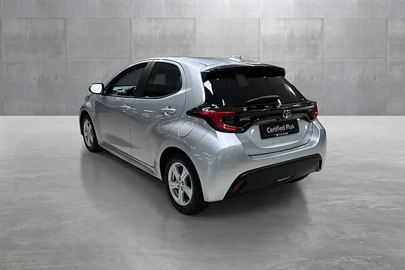 Toyota Yaris 2024 photo 3